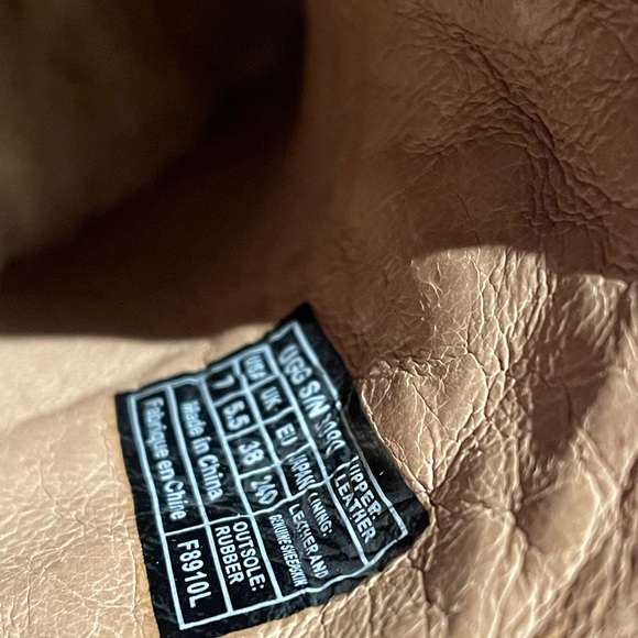 COPY - CHAUSSURES CLOG DESIGN UGG VIVICA - Picture 4 of 5